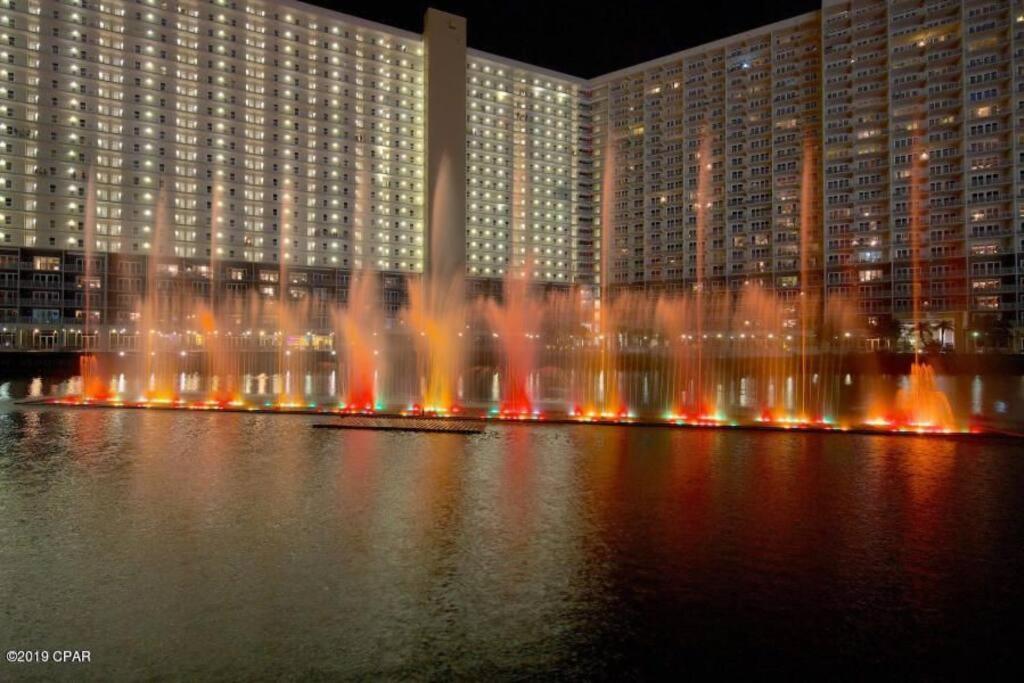 Apartment Cozy & Spacious Lake Town Accommodates 6