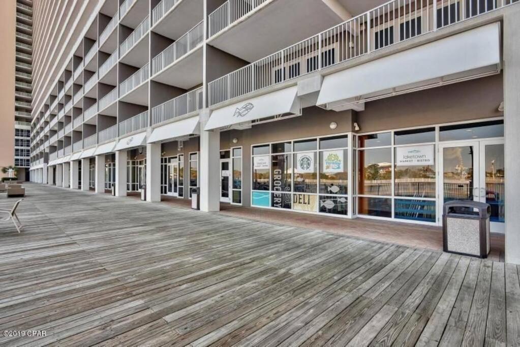 Apartment Cozy & Spacious Lake Town Accommodates 6