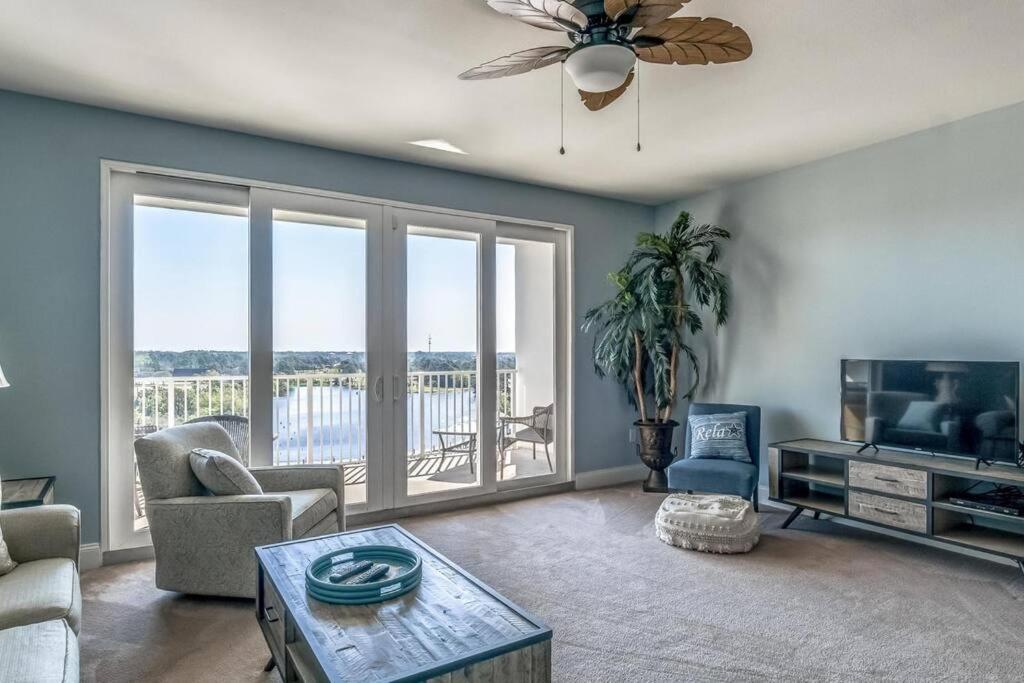 Apartment Cozy & Spacious Lake Town Accommodates 6 *