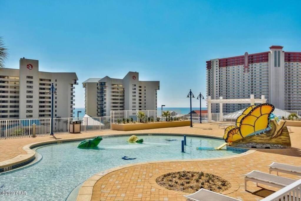 Cozy & Spacious Lake Town Accommodates 6 * Panama City Beach